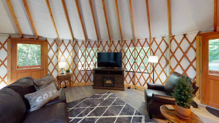 urban pine yurt