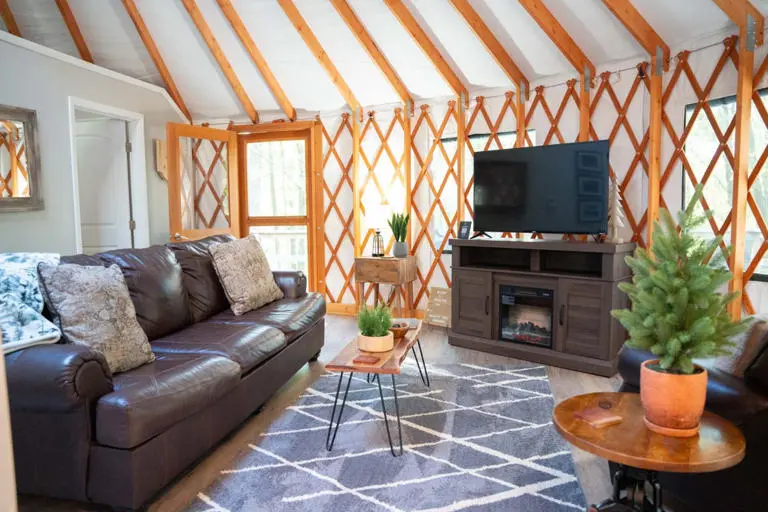 urban pine yurt