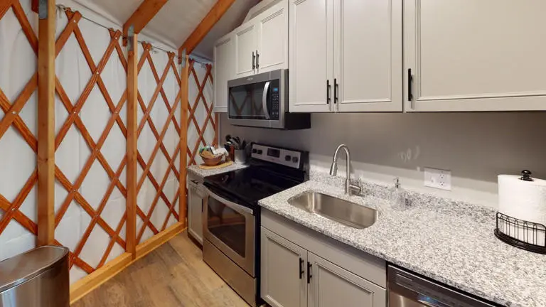 urban pine yurt