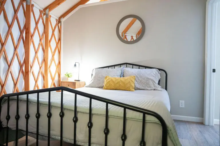 urban pine yurt